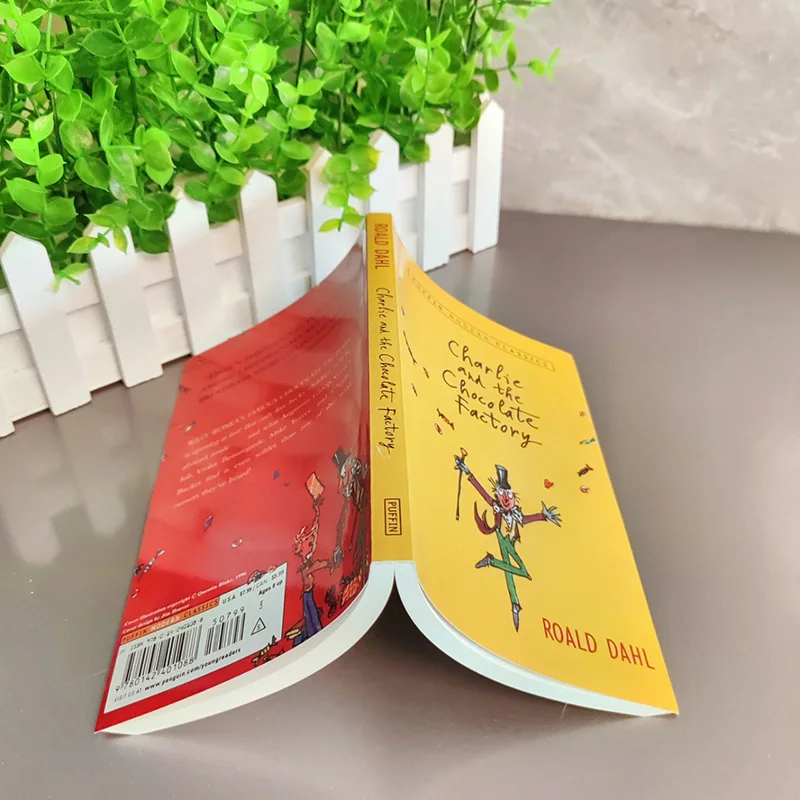 تشارلي ومصنع الشوكولاتة النسخة الإنجليزية Libros Livros الكتب الإنجليزية