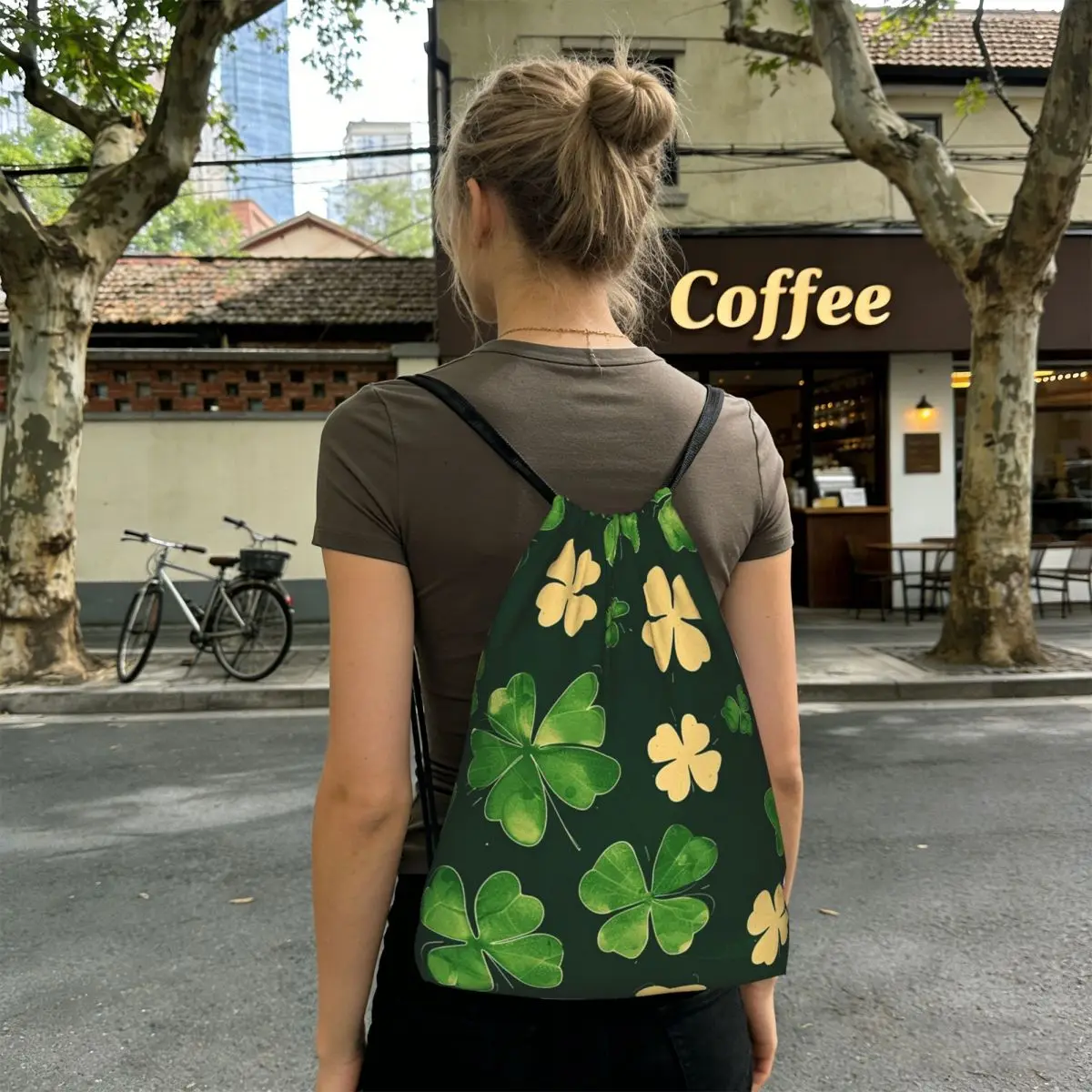 

Four Leaf Grass And Golden Grass Pattern Backpacks Fashion Drawstring Bags Storage Bag Book Bags for Travel School