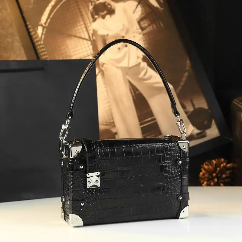 soft box bag 2026 new model with clasp, small square bag, trendy bag, shoulder crossbody bag, handbag