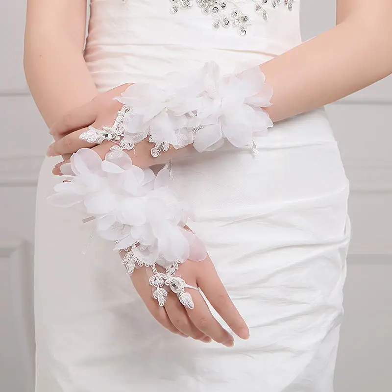 Luvas nupciais elegantes com jóias cintilantes, Apliques transparentes, Perfeito para o dia do casamento