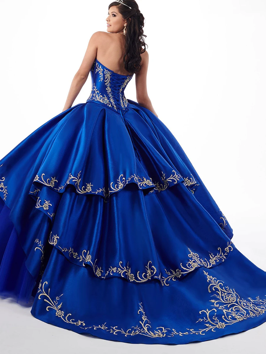 Gaun Quinceanera Bordir Gaun Prom Malam Trian Court Elegan Pesta Biru Tua untuk Wanita Gaun Pesta Ulang Tahun Tulle 2023