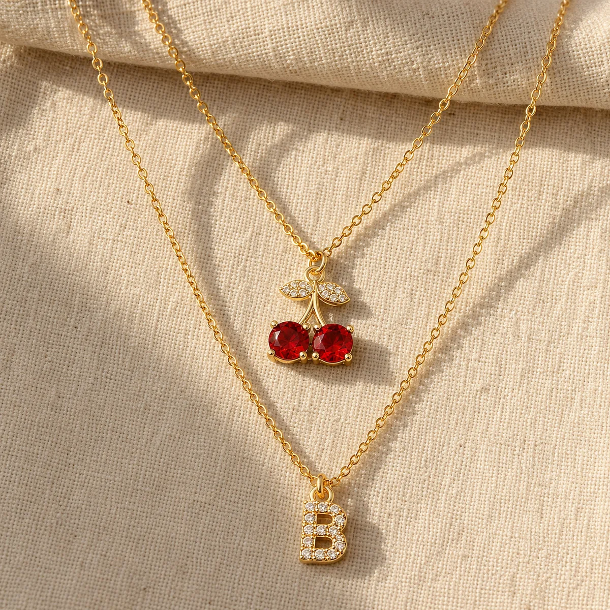 Vergoldeter Personalisierter Initialen-Anhänger Kirsch-Halskette für Damen und Herren mit Kubischem Zirkonia, Geburtstagsgeschenk-Schmuck – Detail 5