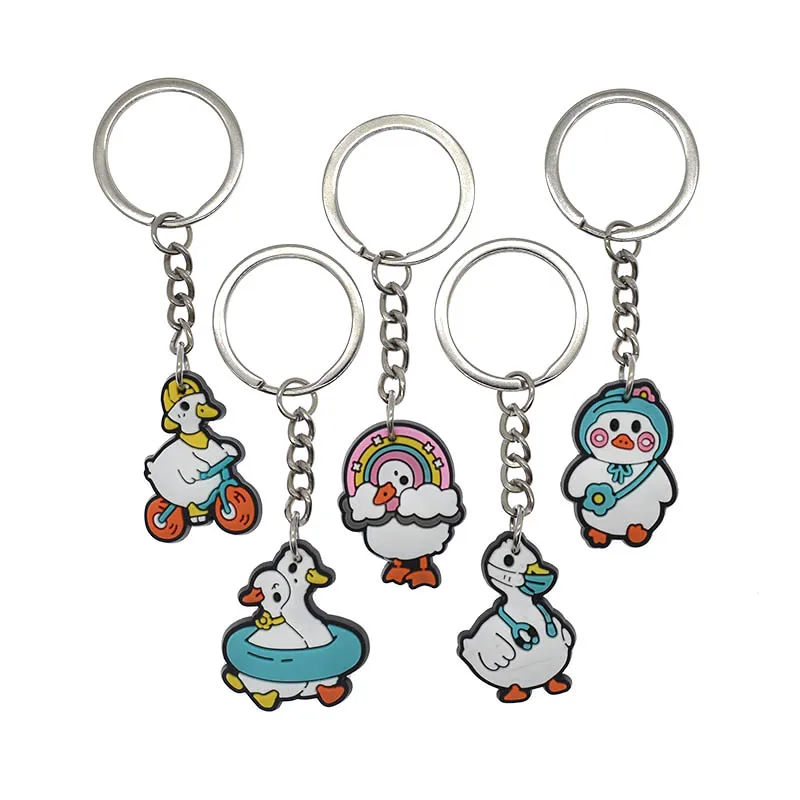 1 PCS Cute Woven Straw Hat Duck Keychain PVC Key Chain Creative Backpack Doll Boys and Girls Doll bag pendant keyring