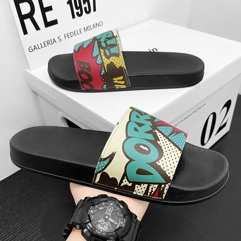 

2026 Summer New Non‑Slip Indoor Household Slippers Lightweight Wear‑Resistant Outdoor All‑Match Slide Sandals Beach Slippers