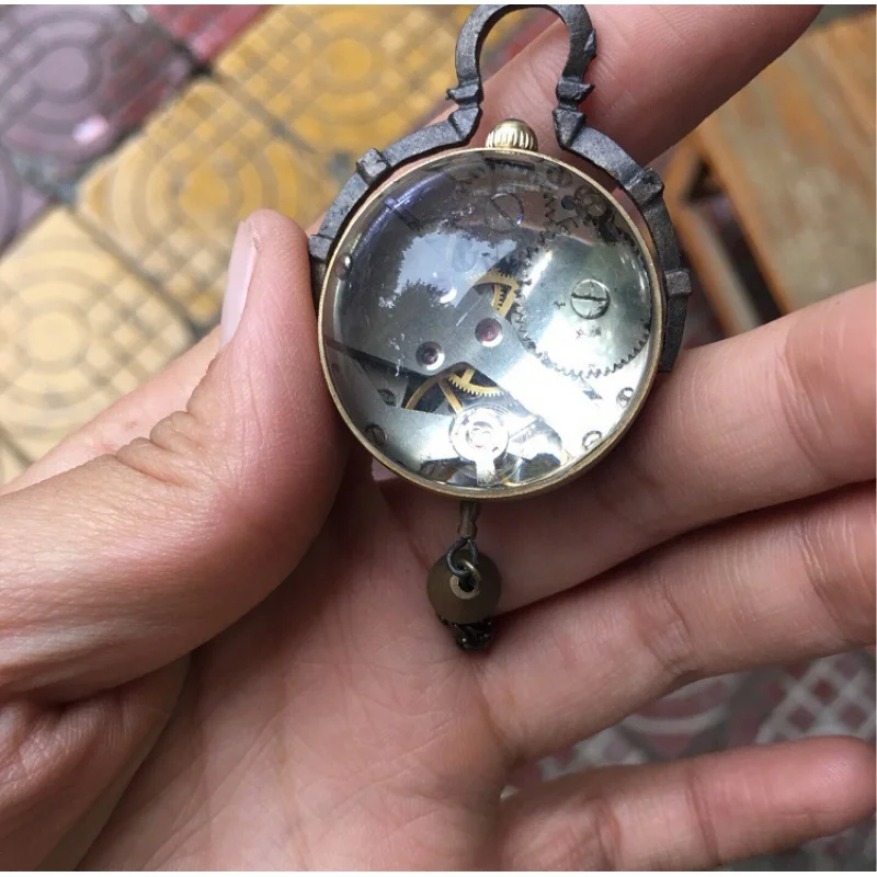 Nuova collana con ciondolo sferico in cristallo bronzo retrò orologio da tasca con orologio meccanico semiautomatico orologio antico