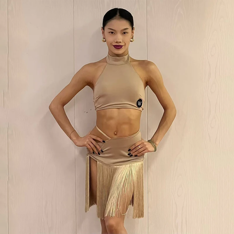 

Sexy Outfits Latin Dance Dress Performance Costumes Women Hanging Neck Top Tassels Skirts Samba Dance Practice Clothes DN22084