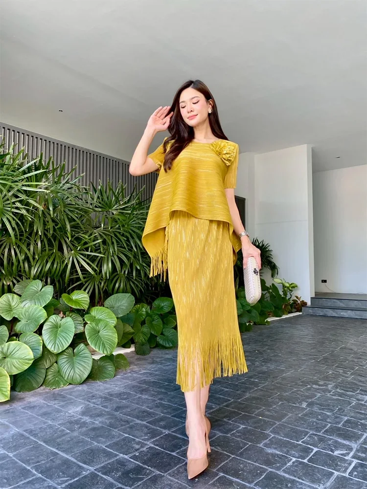 

ANLAN Miyake Style Pleated Fashionable Gold Stamping Suit Women 2025 Summer New Short Sleeve Top Tassel Skirt 2 Piece Sets 2A976