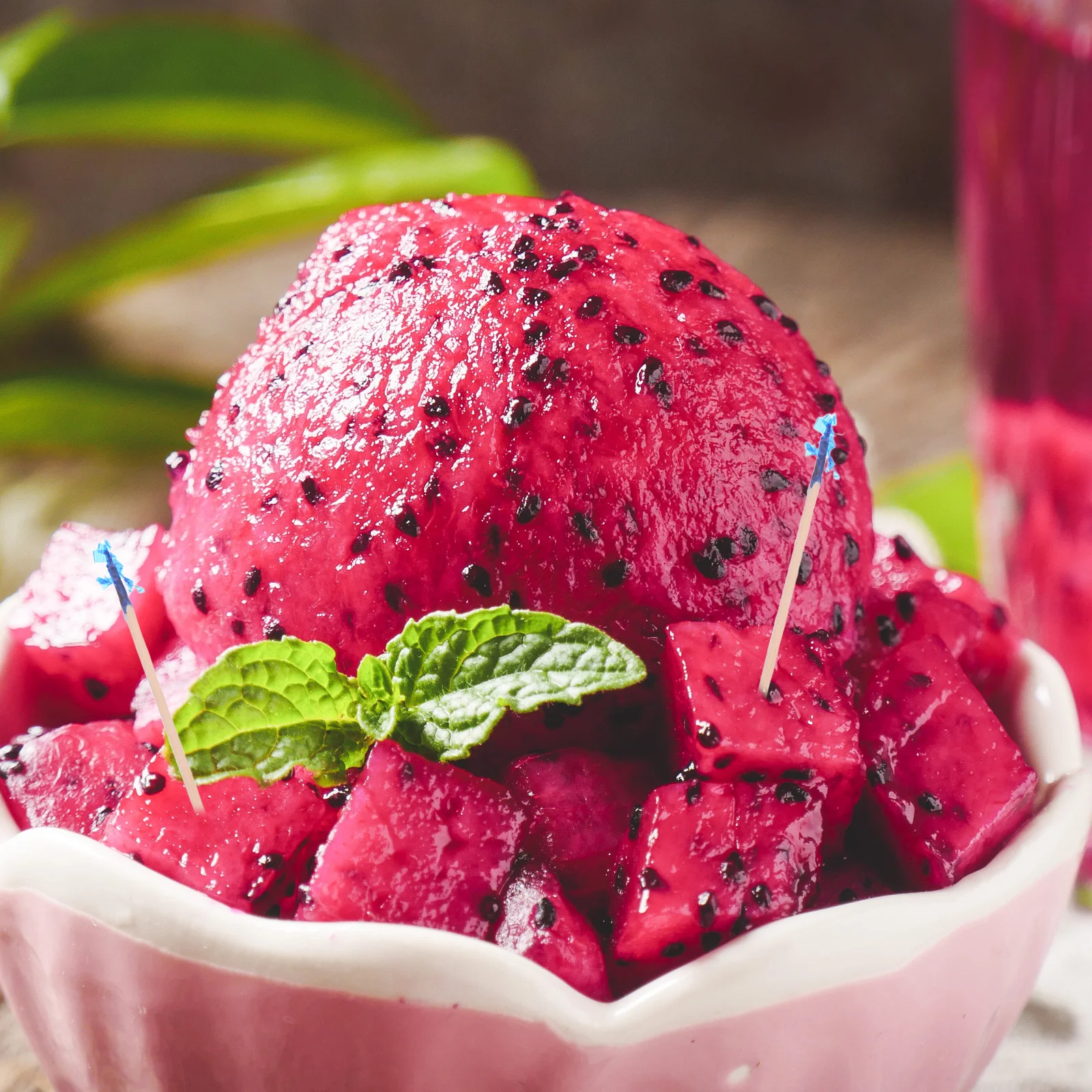 

2400Pcs Disposable Frill Toothpicks Cocktail Picks Wooden Fruit Sticks Party Snacks Food Picks Appetizers Fruit Stick