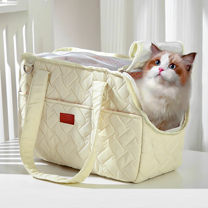 Pet cat carrying bag Escape free portable multi-function pet bag Large capacity breathable cross-body bag portable soft bag 01