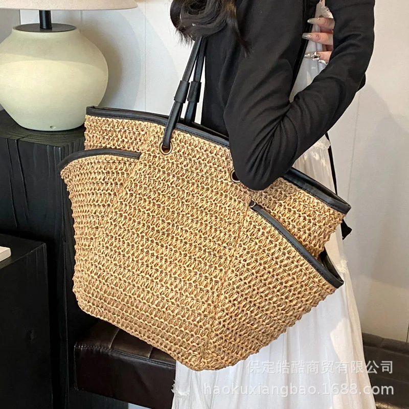 Straw Bag Large Capacity 2024 New Summer Women\'s Niche Single Shoulder Seaside Vacation Beach Woven Tote Bag