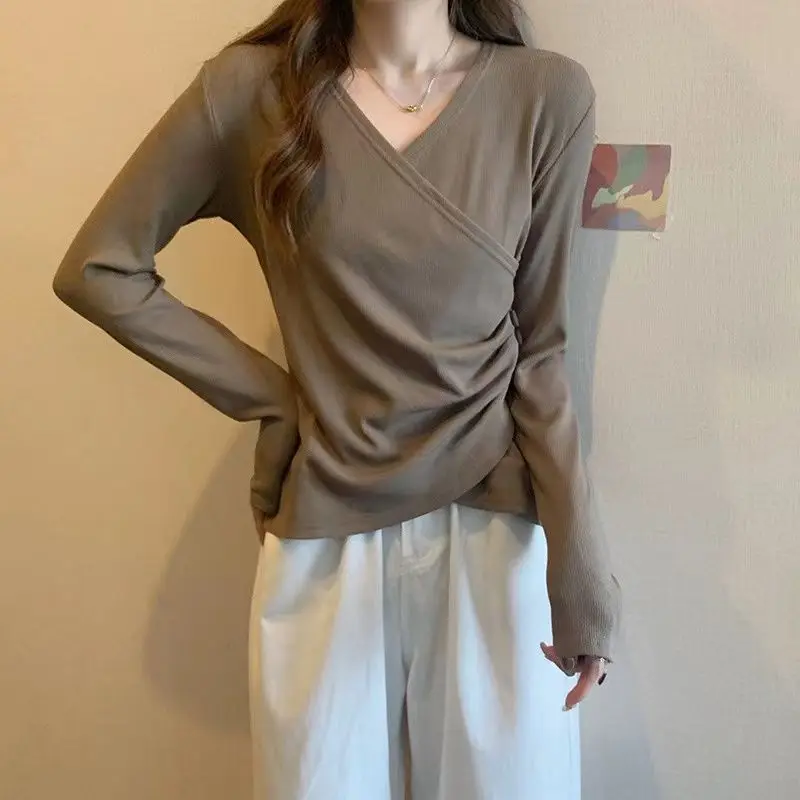 Fashion Solid Color Button Asymmetrical Folds T-Shirts Female Clothing 2023 Autumn New Loose Sweet Tops Irregular Tee Shirt