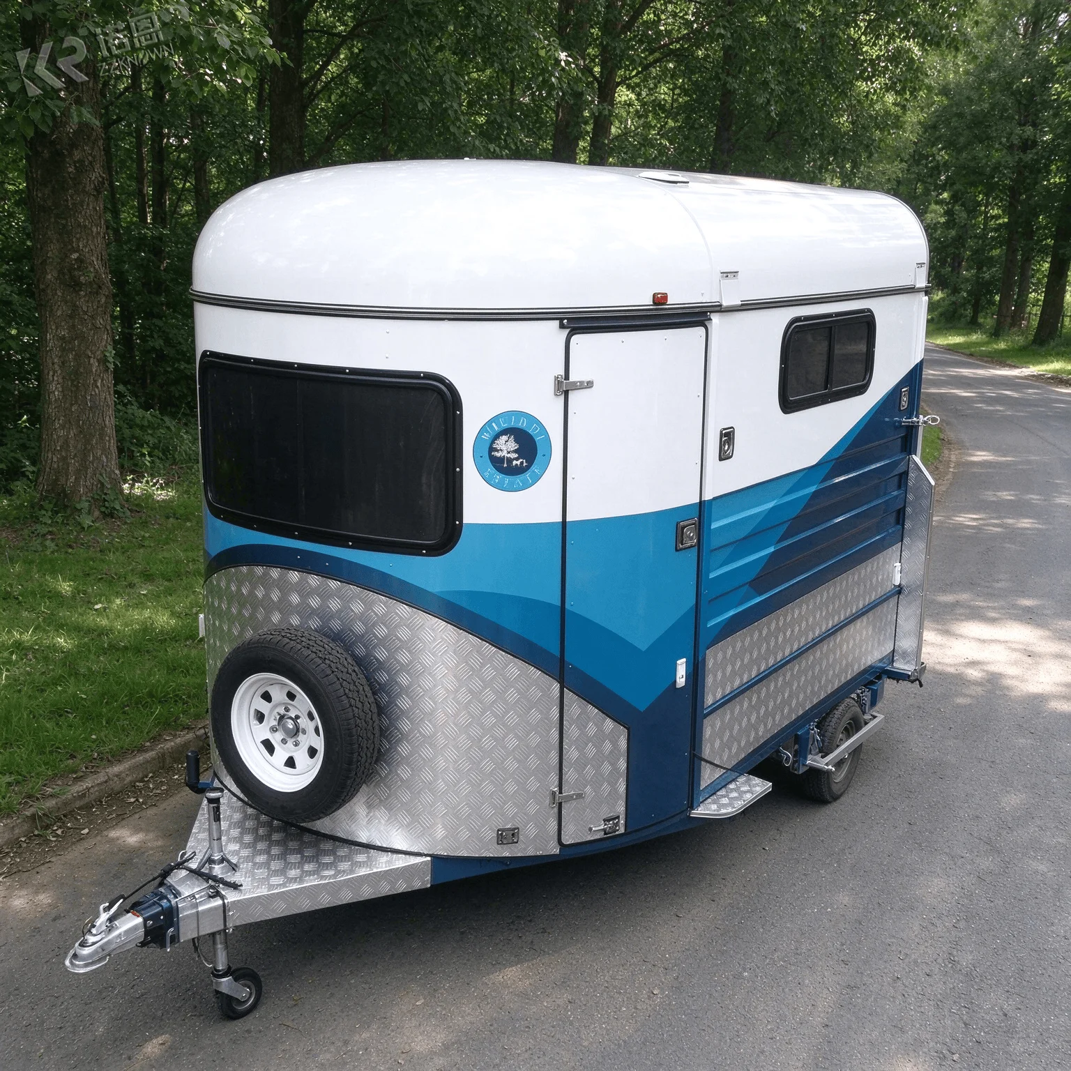 Equine Mobility Horse Trailer For Relocation Horse Transport Trailer For Farm To Stable Transfers