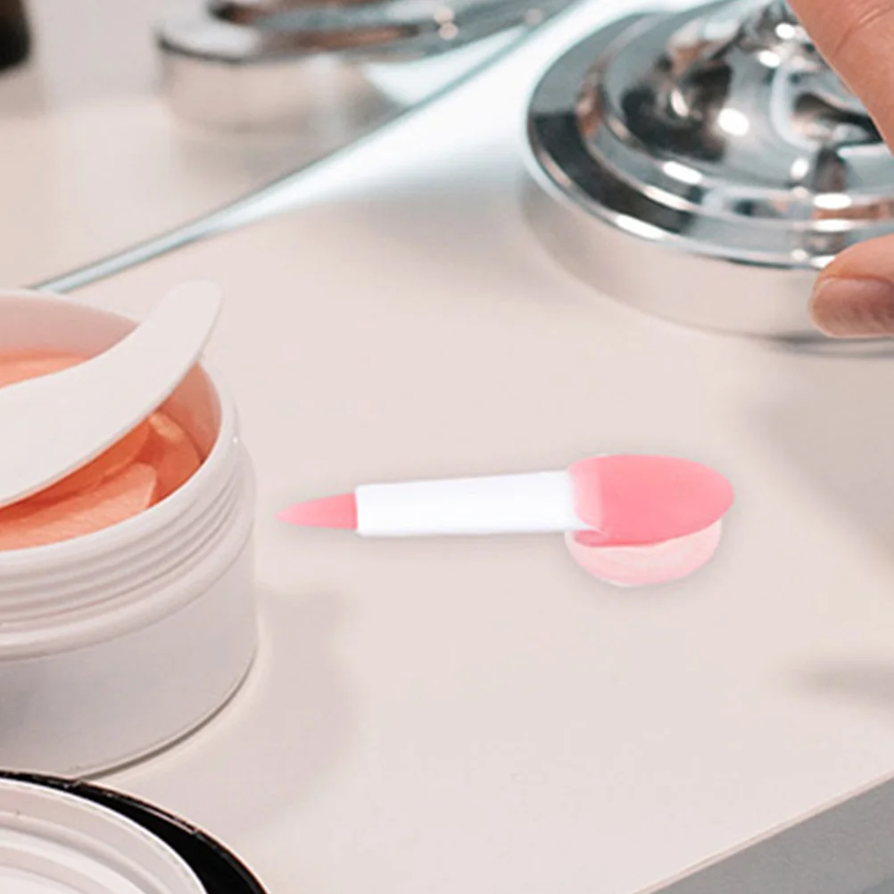 

8Pcs Lip Brush Covers Silicone Anti-Lost Makeup Brush Protectors Makeup Tool Storage Lip Mask Holders