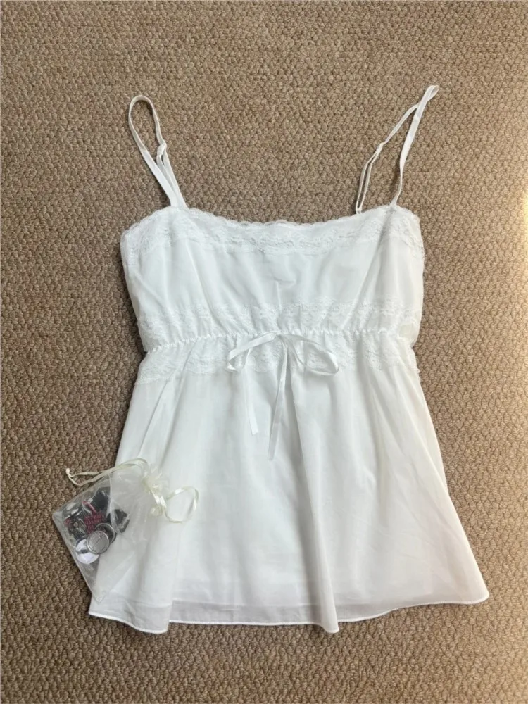 

Симпатичные белые топы на бретелях с кружевной отделкой, женские летние новые повседневные топы без рукавов с квадратным вырезом на шнуровке, милый жилет в консервативном стиле Y2K Top