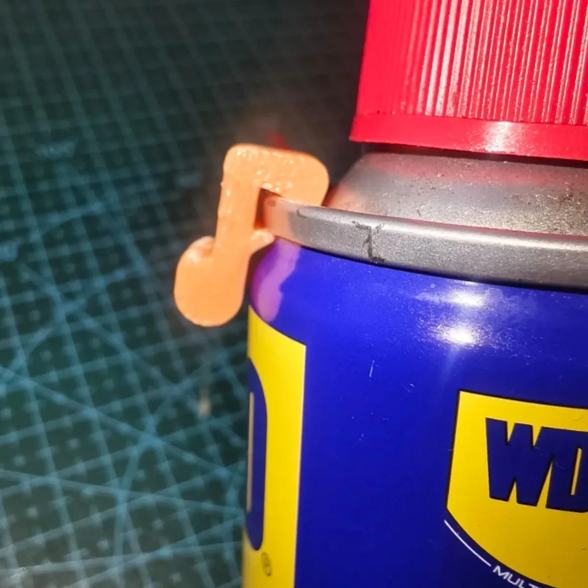 Pipe fixing bracket, spray can suction clamp, 3D printing snap type tubular storage bracket, suitable for 6.76oz air tank