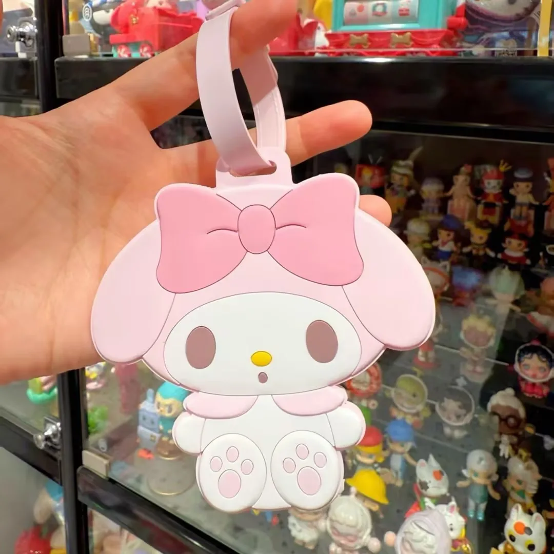 Sanrio Hello Kitty Gepäckanhänger, Cartoon My Melody Reise-Namensschild, Adress-ID-Tag, geeignet für Gepäck, Flughafen, Bagage-Check-in – Detail 3