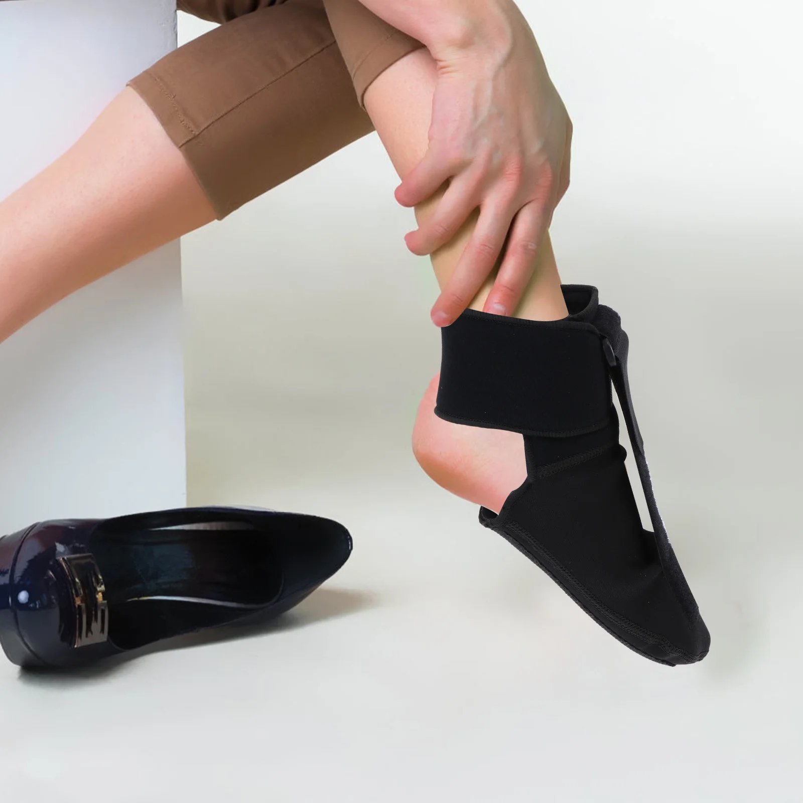 

1Pcs Foot Drop Corrector Premium Sweat-Absorbing Skin-Friendly Adjustable Brace for Plantar Fasciitis Ankle Support Orthosis