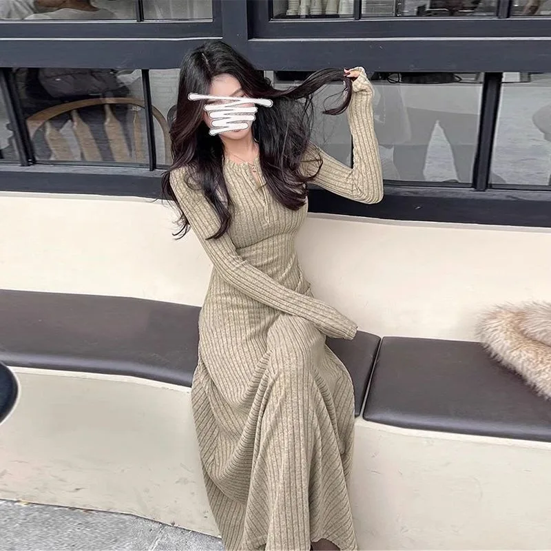 Vestido de punto de manga larga con temperamento de Jersey de Año Nuevo, falda larga ajustada con fondo para otoño e invierno