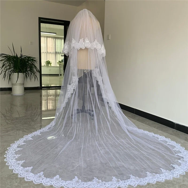 Real Photo 3m length 3m wide One Layer Wedding Veil With Comb White Lace Edge Bridal Veils Ivory Appliqued Cathedral Wedding