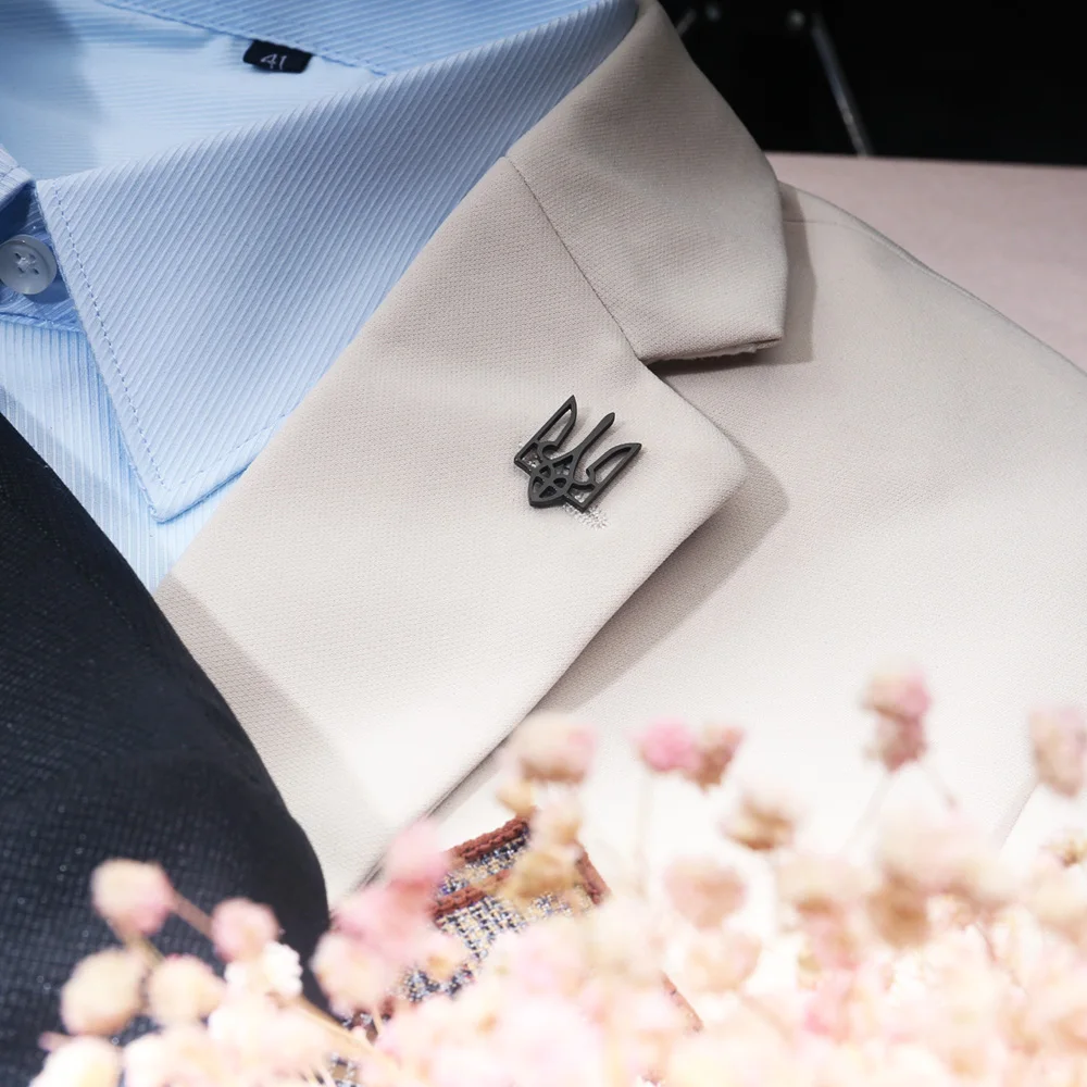 Tangula Classic Ukraine Emblem Brooch Stainless Steel Ukrainian Symbol Badge Pins Accessories for Men Groom Wedding Jewelry Gift