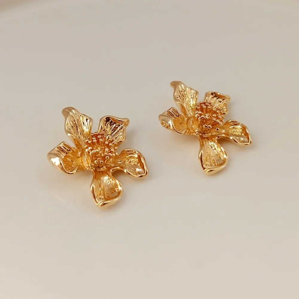 

14K Gold-plated Copper Five-leaf Flower Belt Pendant Flower Stamen Necklace Earrings Hair Accessory Headwear Flower Pendant