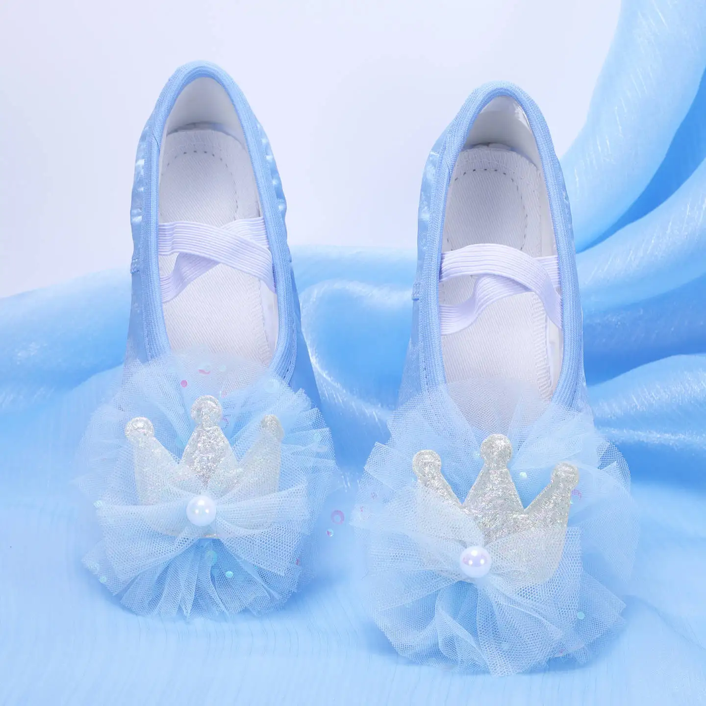 

Girls Ballet Shoes Soft Sole Ballet Dance Slippers Children Practise Ballerina Shoes Woman Crown Pink Blue Shoes Size 23-39