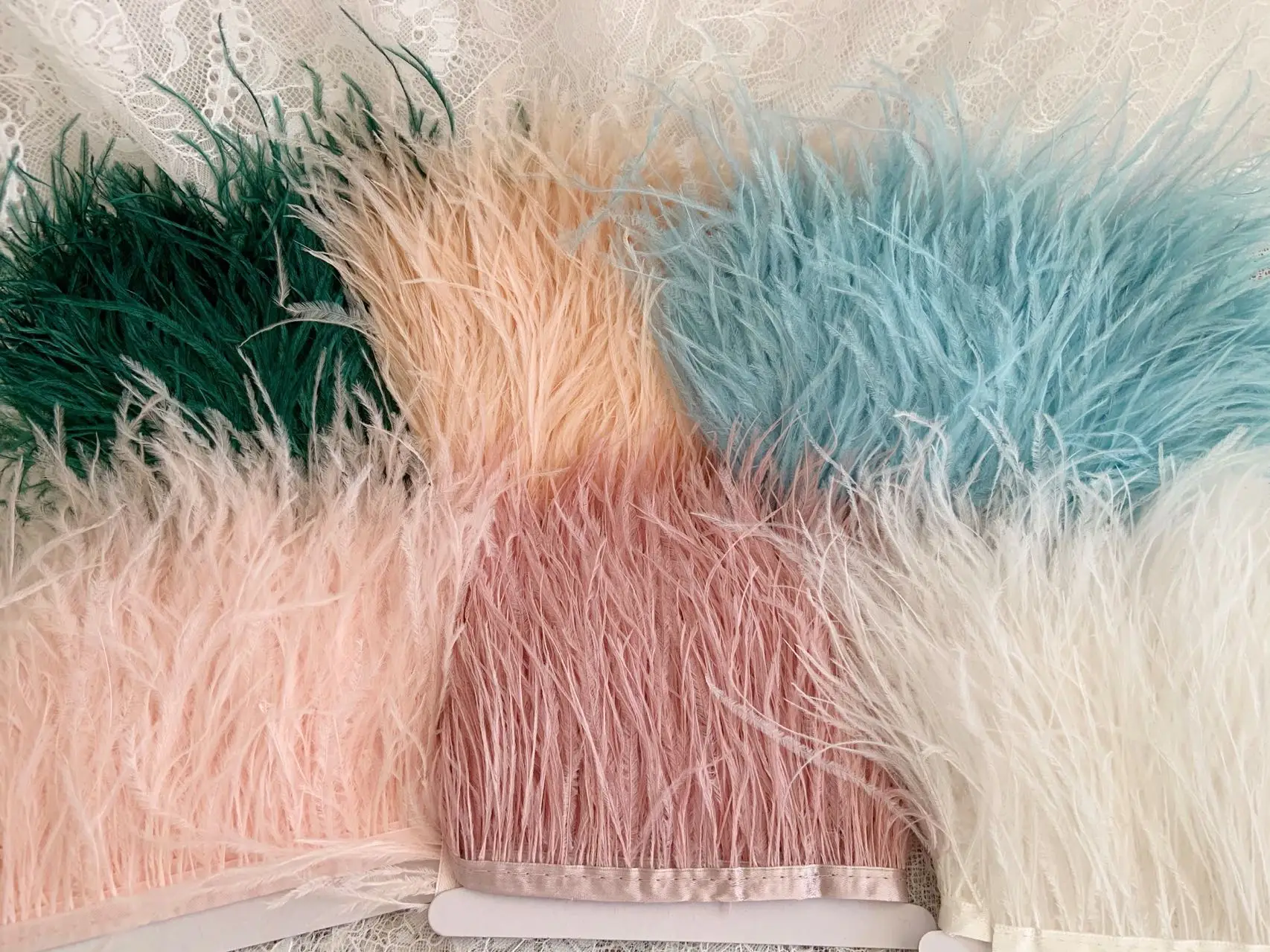 Wholesale High Quality 10 Yards Real Ostrich Feather Fringe Tassel Ribbon Tape Natural Plume 50+Colors for Home Decor,Dance