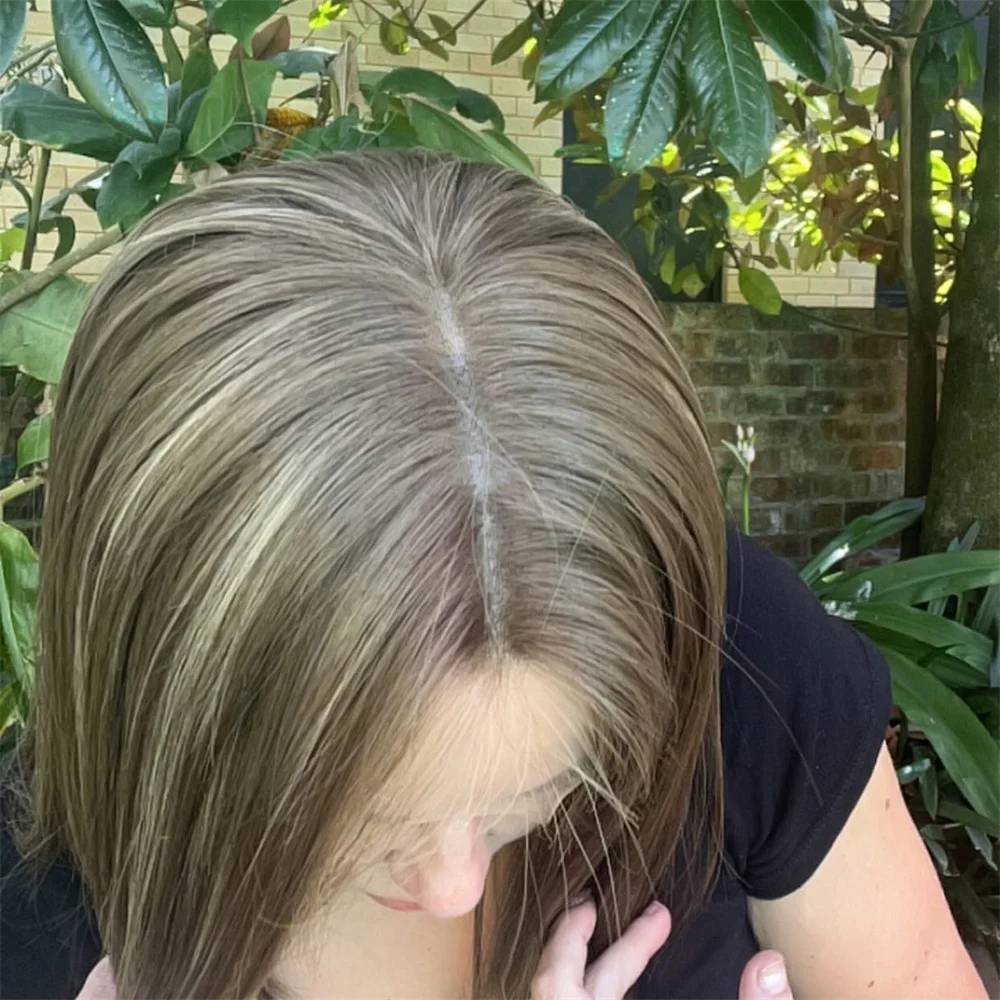 Honey Brown Blonde Lace Front Wig Realistic Look Short Bob Wig Heat Resistant Fibre Straight Wig Preplucked Hairline 14inch