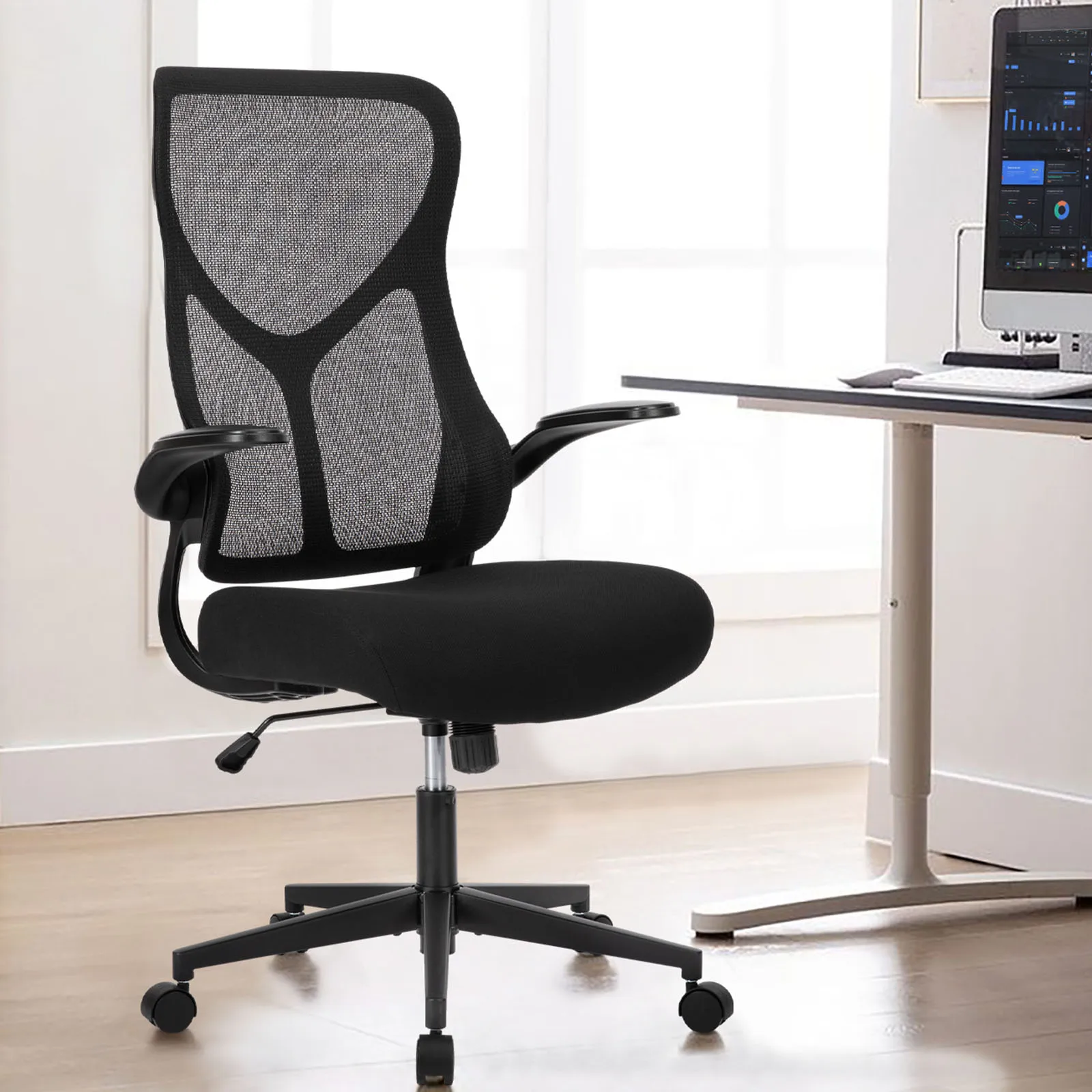 MCQ Flip-Up Armrests Ergonomic Office Computer Chair High Back Swivel Rolling Gaming Mesh Chairs with Lumbar Support For Office