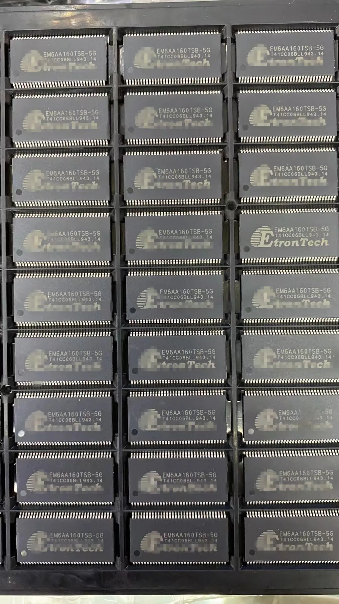 

EM6AA160TSB-5G （5pcs）Original and spot inventory