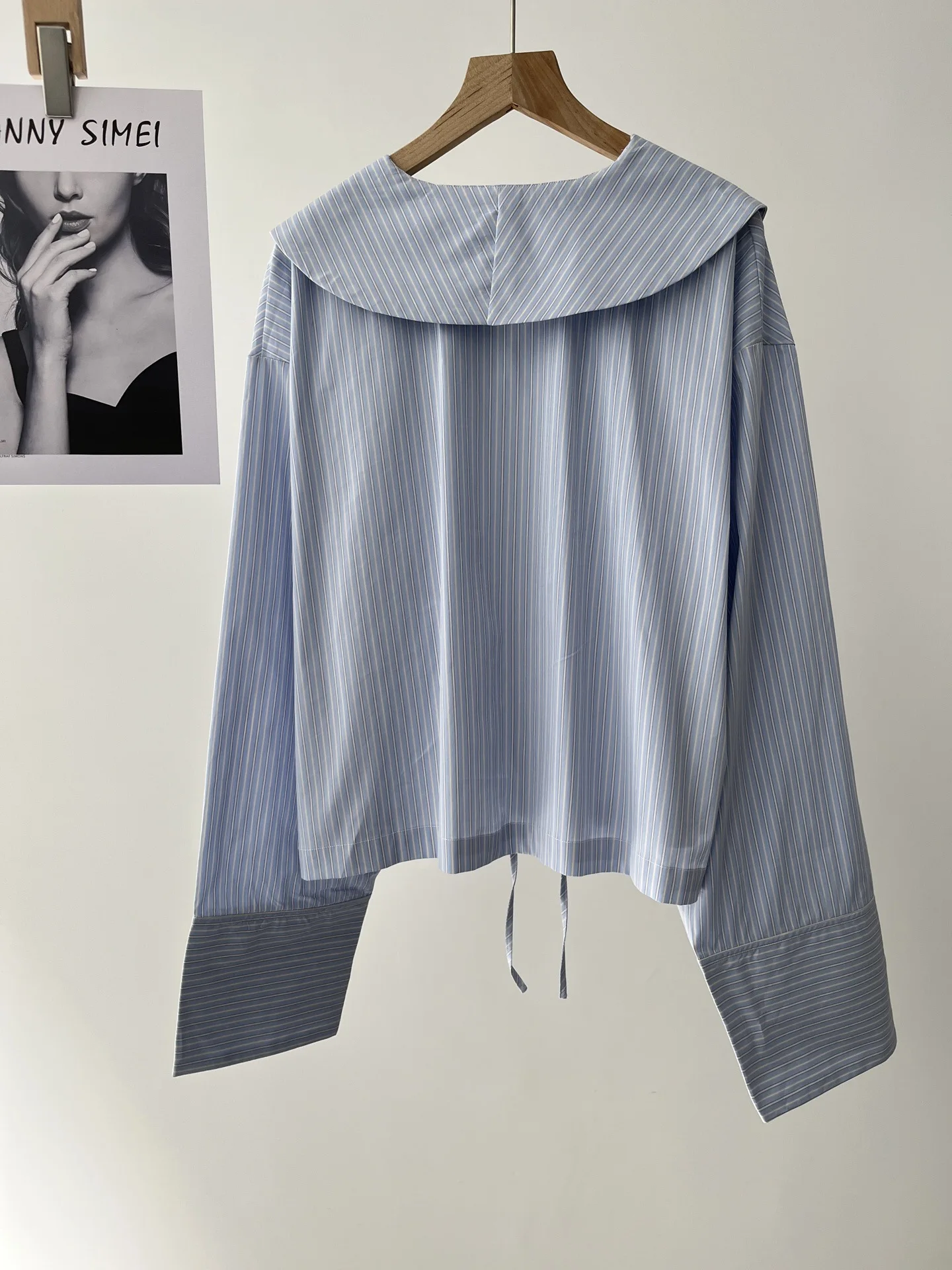 เสื้อเชิ้ตคอตุ๊กตาผ้าฝ้ายลายสีฟ้าผู้หญิงฤดูใบไม้ผลิหวาน Girly College เสื้อ 077-0340