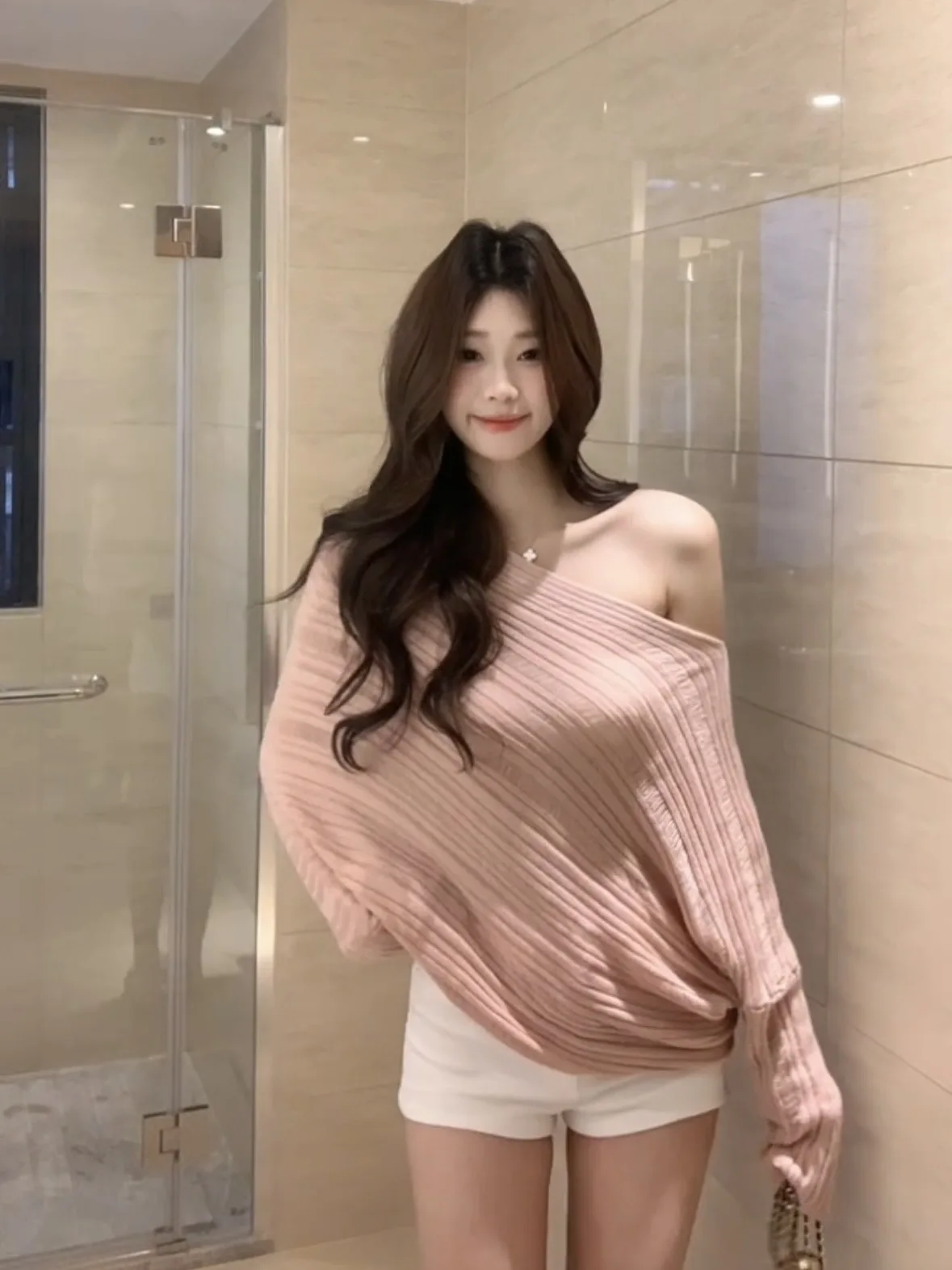 เสื้อสตรีถักนิตติ้งทรงหลวม แขนยาวทรงปีกค้างคาว คอเฉียง สไตล์ลำลอง แฟชั่นใหม่ ฤดูใบไม้ผลิ