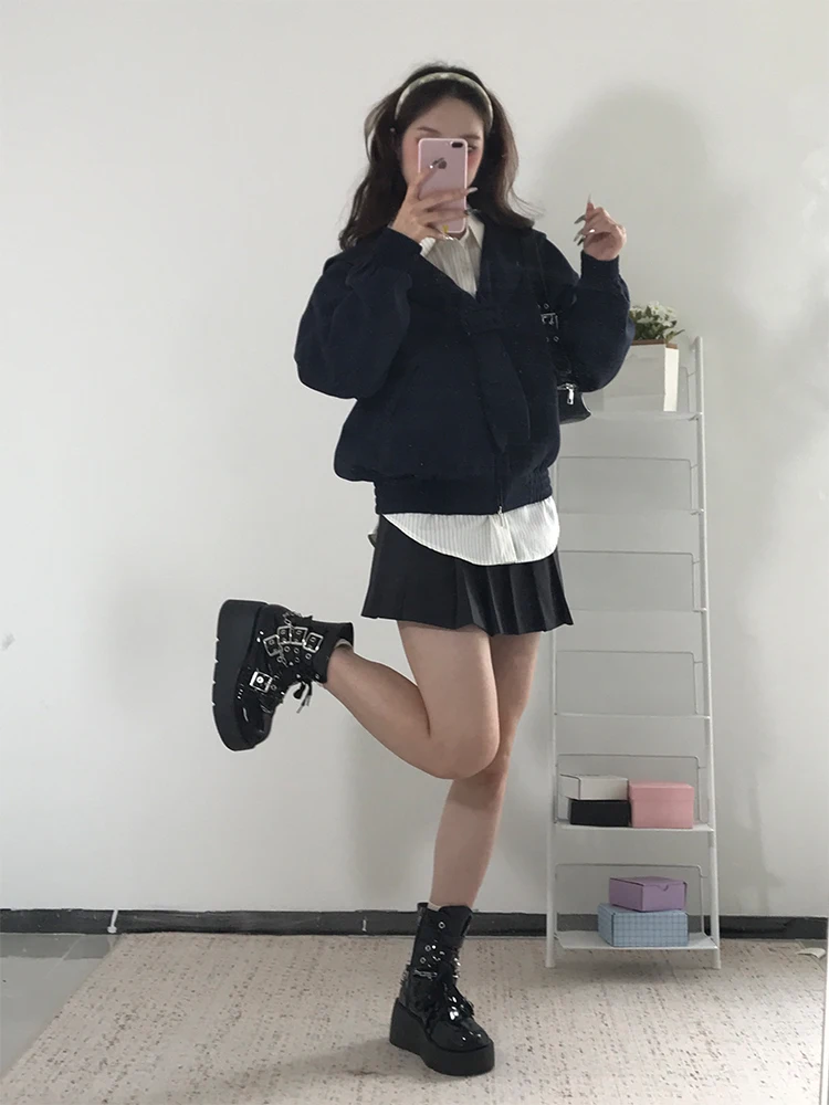 เสื้อคลุมสไตล์เกาหลี คอปกแบบกะลาสี ทรงหลวม ช่วยพรางหุ่น สำหรับผู้หญิง แฟชั่นใหม่ ดีไซน์ทันสมัย ฤดูใบไม้ร่วง 2025