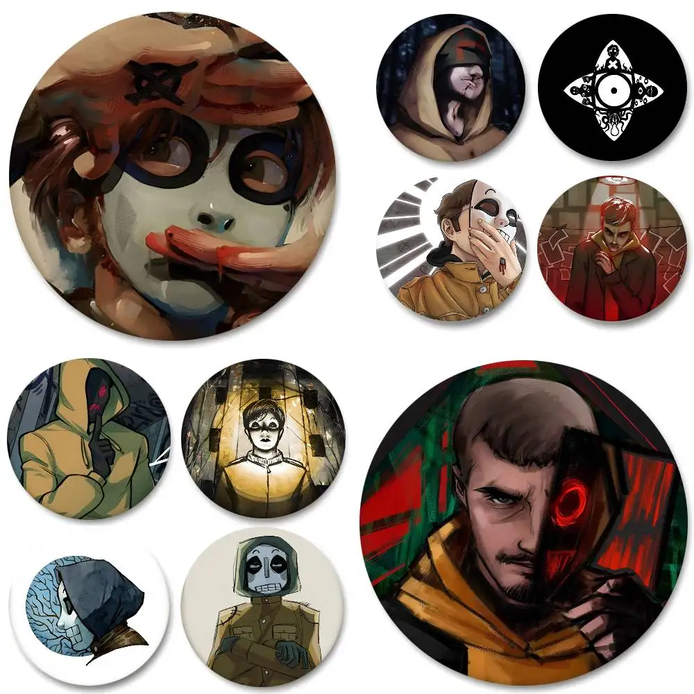 M-Marble Hornets Round Badge Creative Brooch Clothing Backpack Accessories Lapel Pin