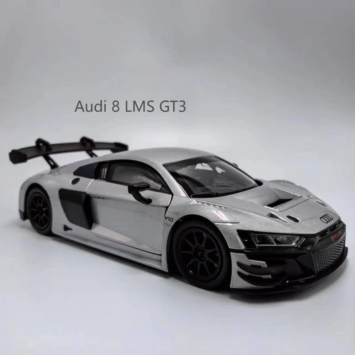 

1:24 Audi R8 LMS GT3 Supercar Alloy Car Diecasts & Toy Vehicles Car Model Miniature Scale Model Car Toys For Children Collection