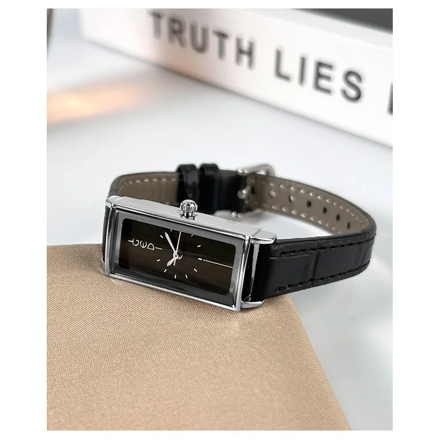 Women Watch Fashion Trend Ankora Red Leather Watch High End Retro Simple Waterproof Ladies Fashion Quartz Clock Watches Gift