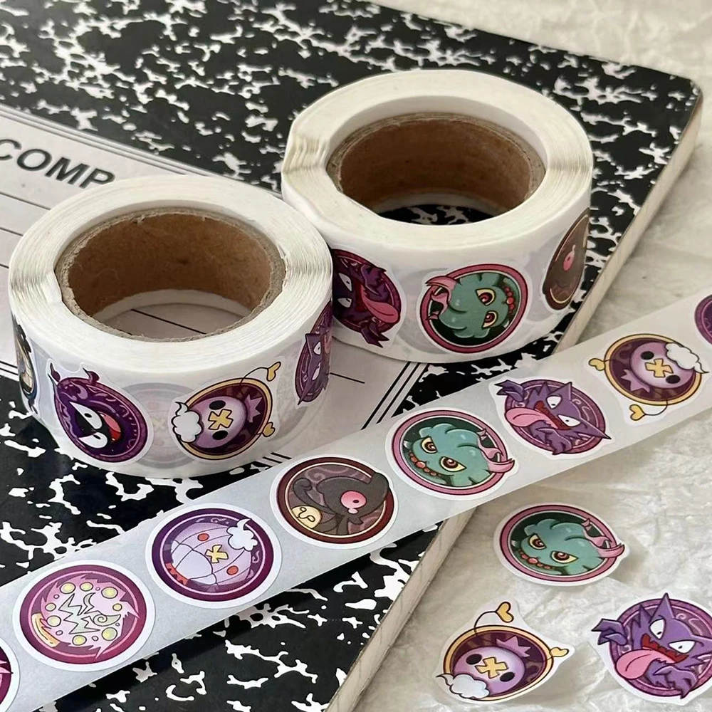 500 PCS/ม้วนการ์ตูน Kawaii อะนิเมะ Pokemone สติกเกอร์การ์ตูนรูปลอกแล็ปท็อปตู้เย็นกระเป๋าเดินทางรางวัลสติกเกอร์ของเล่นสําหรับของขวัญเด็ก