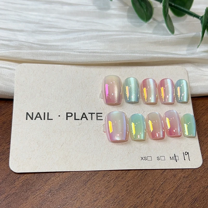  10pcs 반짝 이는 매직 미러 프레스 손톱 아몬드 가짜 손톱 전체 커버 웨어러블 반짝이 디자인 거짓 네일 패치 용품 ﻿ ﻿