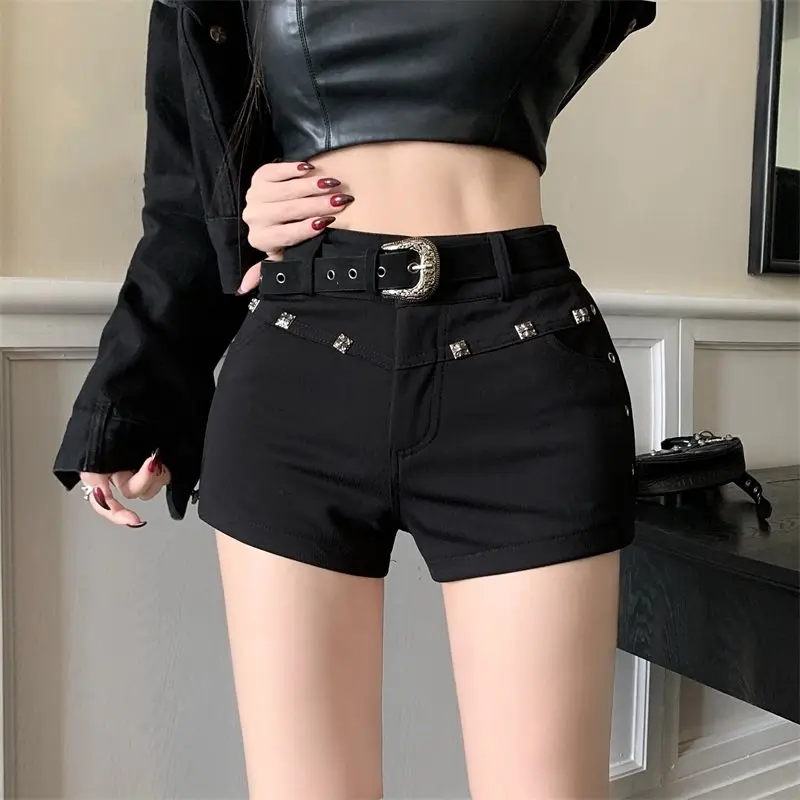 Pantaloni dritti slim a vita alta da ragazza calda autunno e inverno pantaloncini casual da donna con rivetti neri stretti