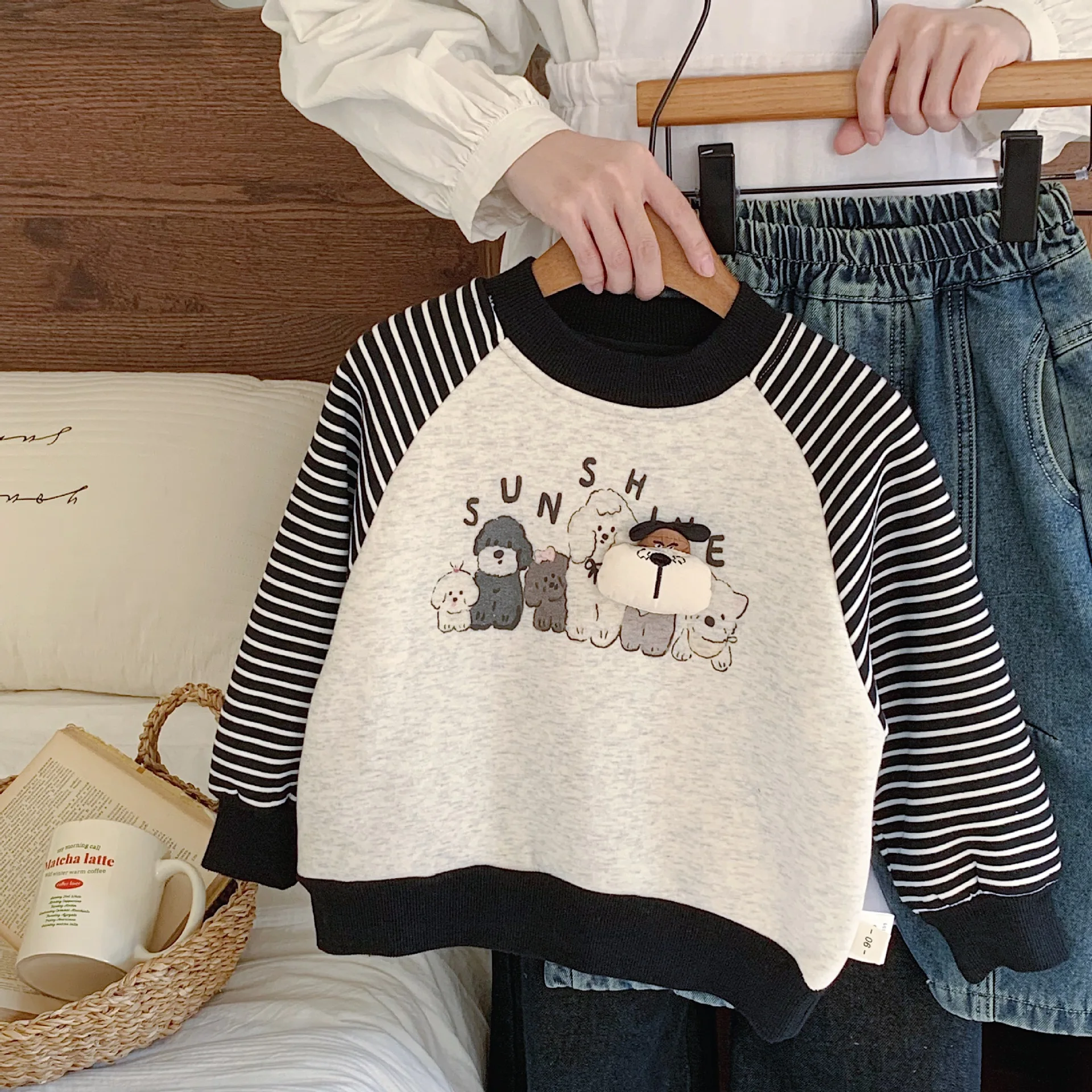 

2025 Winter Children Kid Boys Sweatshirt Thick Warm Cartoon Printed Striped Teenager Boys Pullovers Plush Junior 1-8Y Boys Tops
