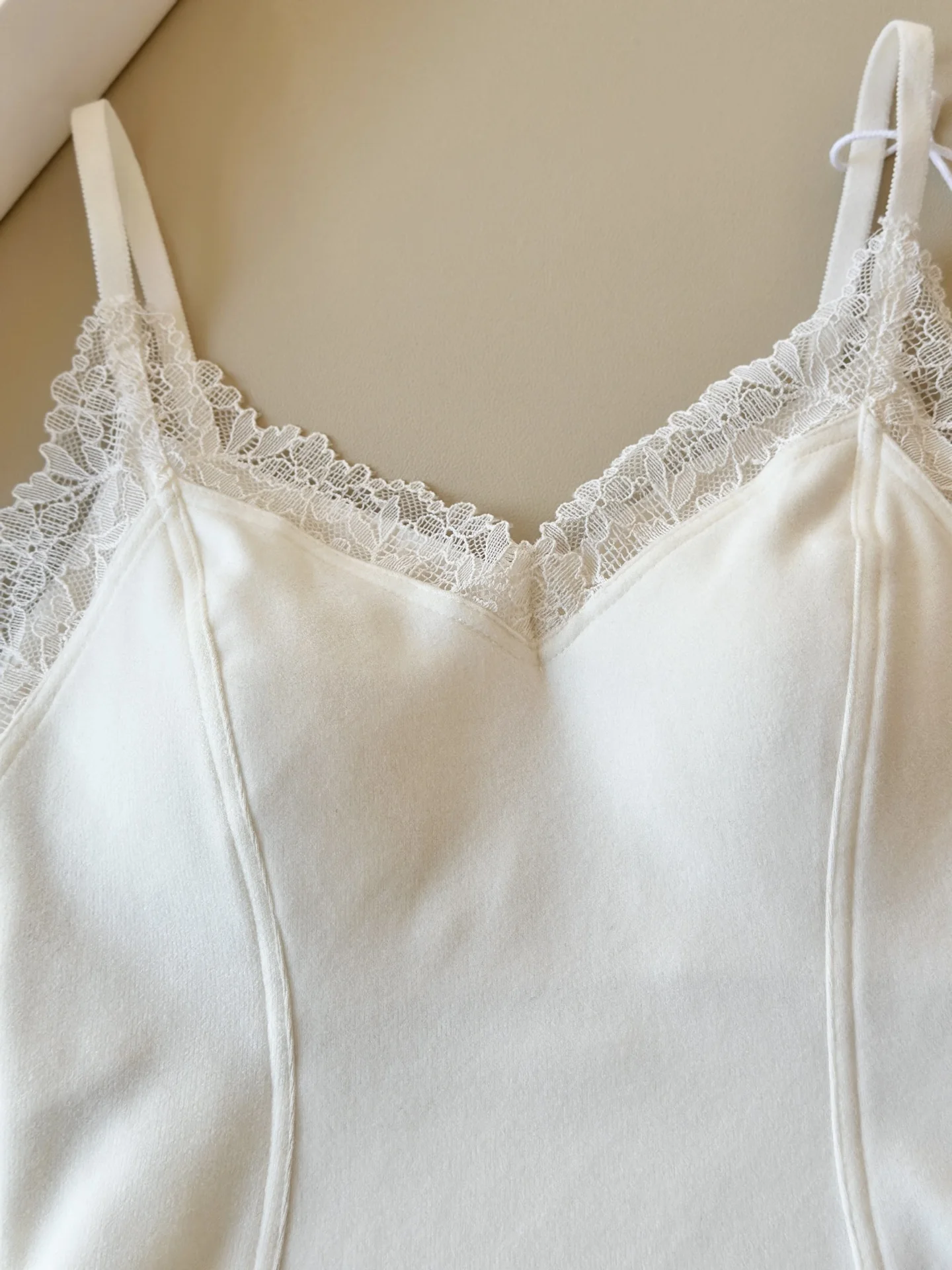 Intieme kledingvest voor dames, herfst/winter, geborsteld, dik, sexy kleurblokken, drie-in-één ontwerp met mooie rug