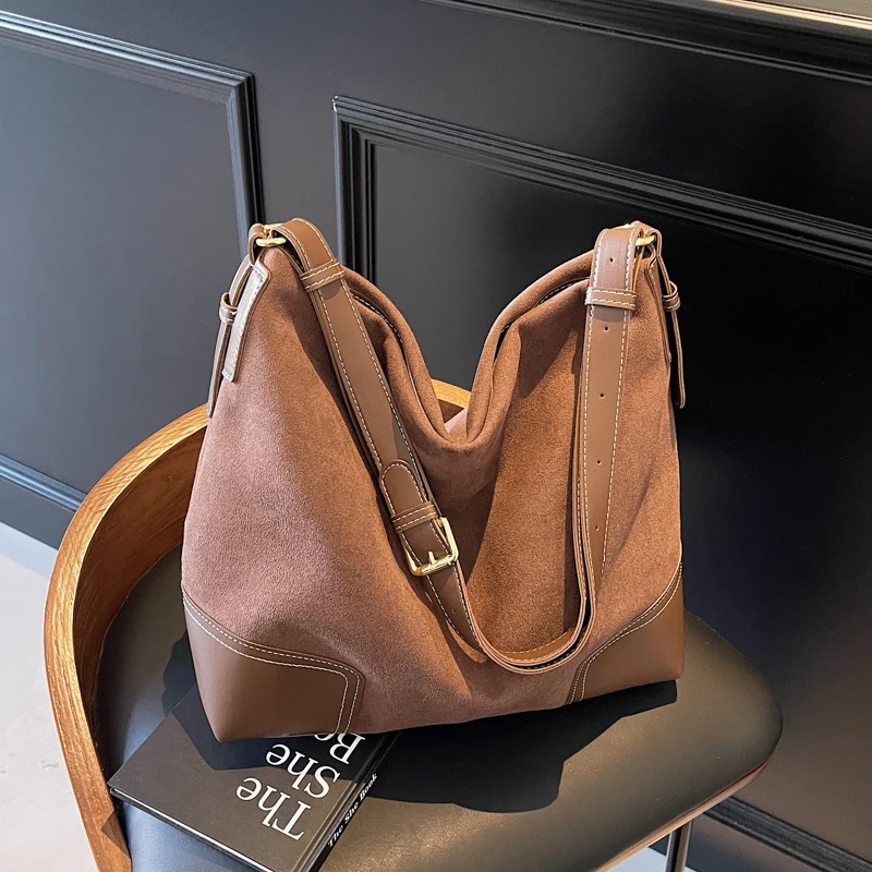 

High-Capacity Commuting Bag For Women 2025 Autumn Winter Handbag Underarm Purse Vintage Suede Leather Bucket Shoulder Bag