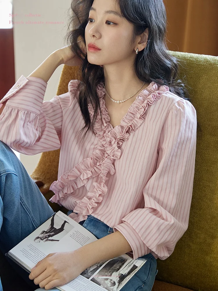 

Moriirose Women's Pink Striped V-Ne irt Long Sve Vintage Design Sense Top Straight Tube Polyester Cotton Blend Chinese