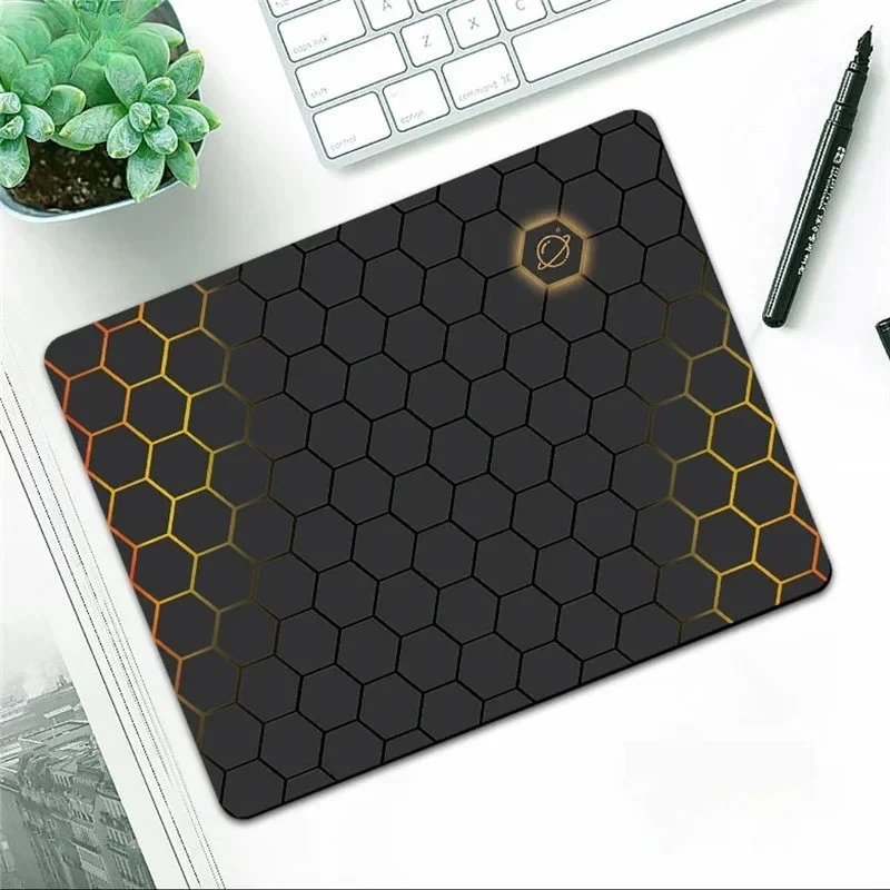 Black Grid Mousepad Computer Accessories Rubber Anti-Slip Office Supplies High-Definition Printing Machinery Keyboard Pad Carpet