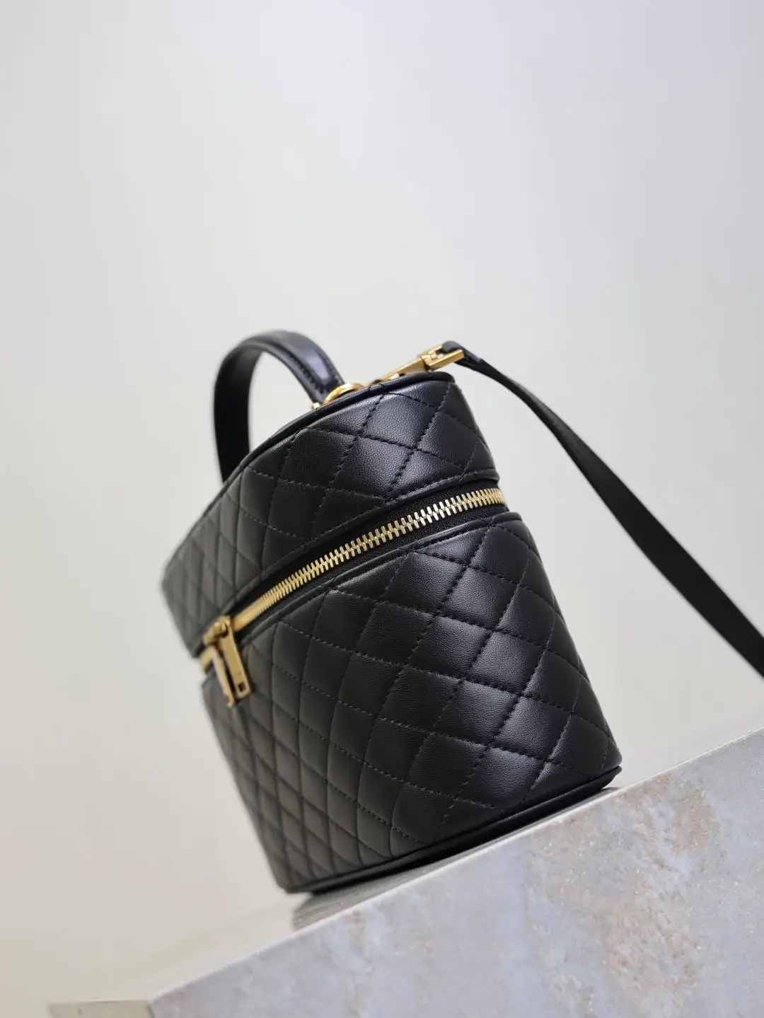 Diamond Quilted Cosmetic Box Bag Women Black Leather Top Handle Crossbody Bag Gold Zipper Makeup Storage Handbag