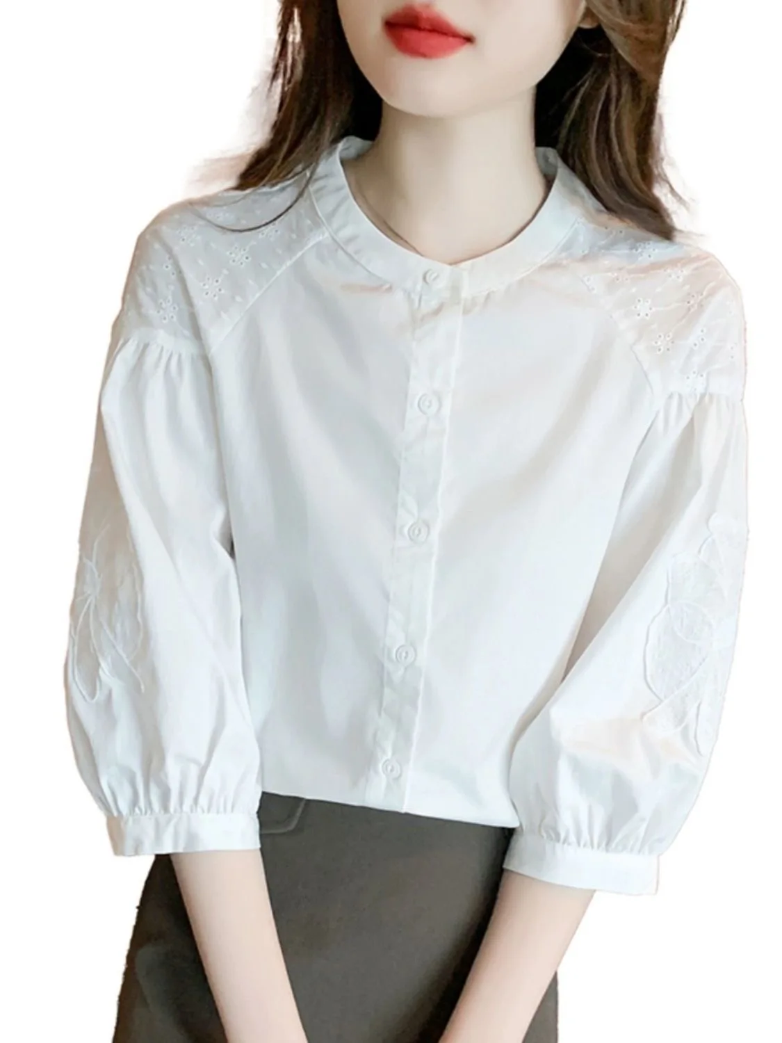 2025 Spring/summer New Shirt Women's Embroidered 3/4 Sleeve Cardigan Cotton Shirt Elegant Solid Color Round Collar Lady Shirt