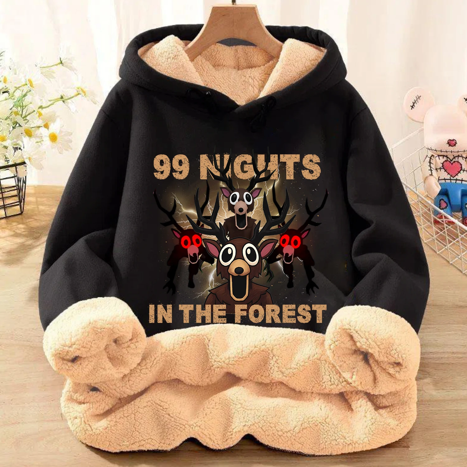 Winter Clothing Game - 99 noite na floresta velo hoodie