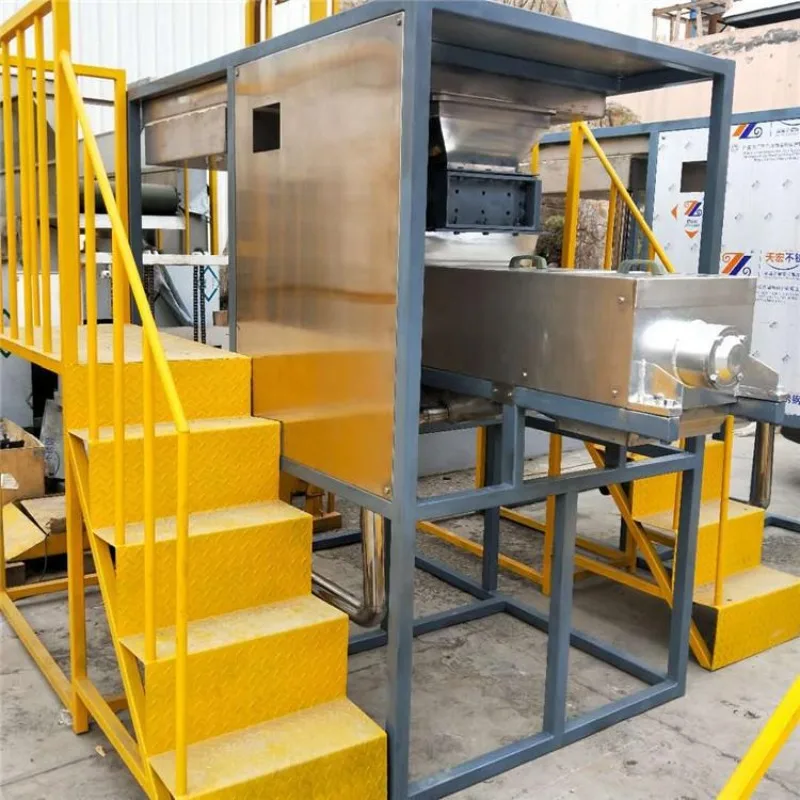 Mine kitchen waste disposal machine, solid-liquid separation and crushing equipment, fast processing with large reduction