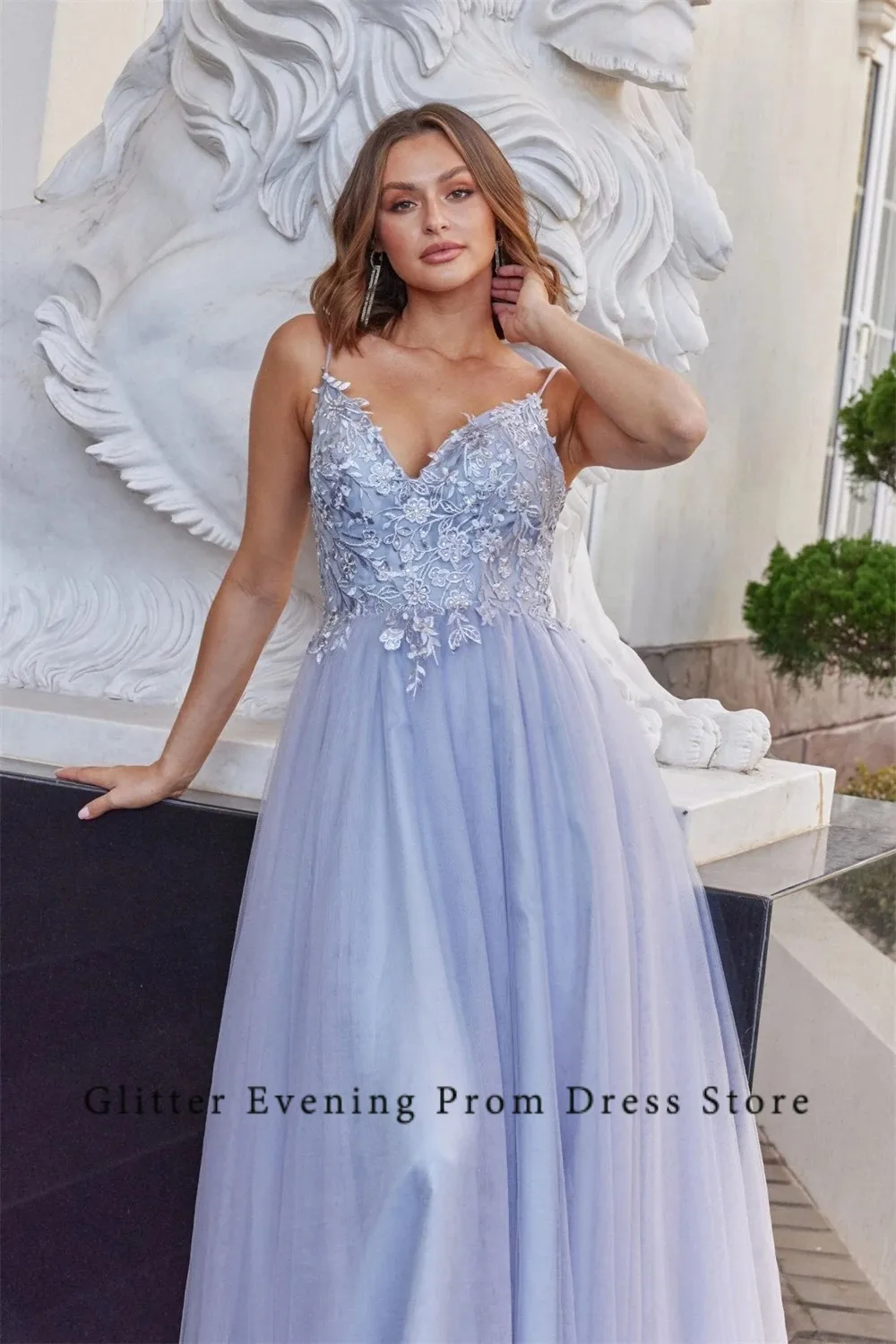 Simple Sexy Prom Dress For Women A-Line V-Neck Spaghetti Straps Backless Appliques Tulle Custom Birthday Evening Party Dress