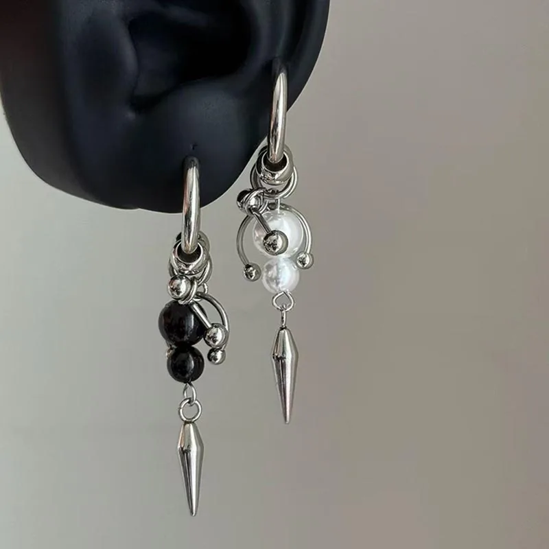 1pc Punk Rivet Tassel Earrings for Women White Pearl Bead Huggie Hoops Multi‑Wear Convertible Drop Earring Fashion Accessories